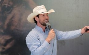 Horse racing speakers share lessons on resilience, leadership, and determination